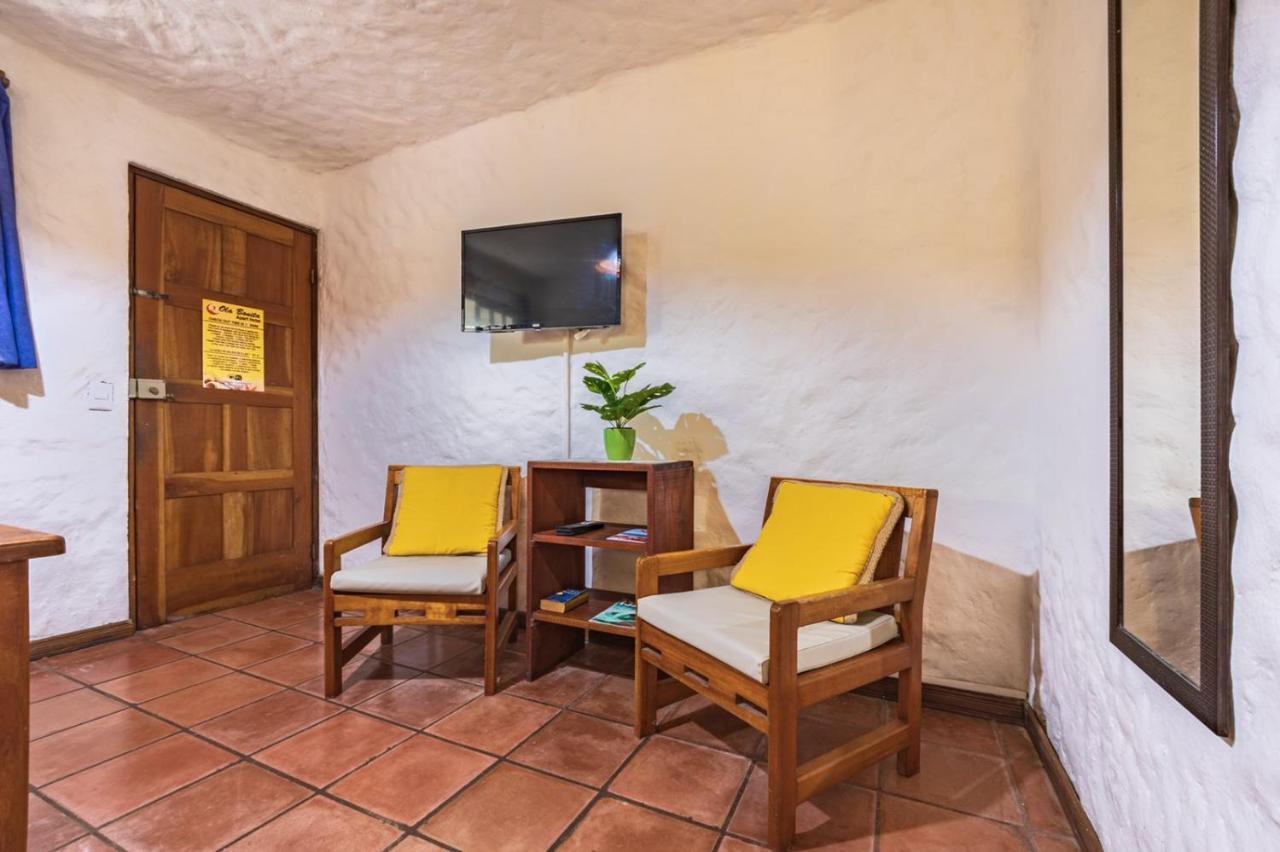 Ola Bonita Beachfront Apart Hotel Playa Hermosa  Exteriör bild