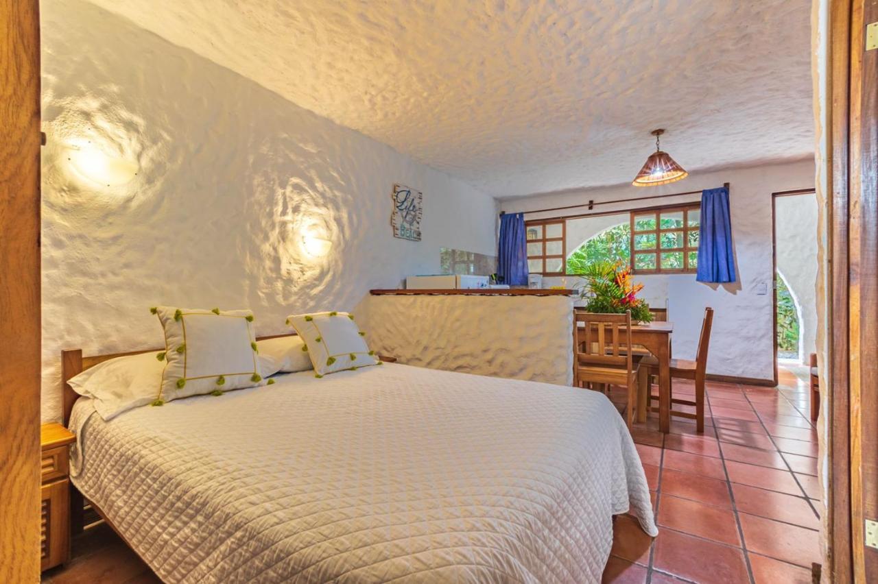 Ola Bonita Beachfront Apart Hotel Playa Hermosa  Exteriör bild